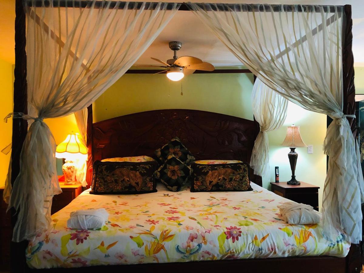 Coral Cove Inn Maya Beach Kültér fotó