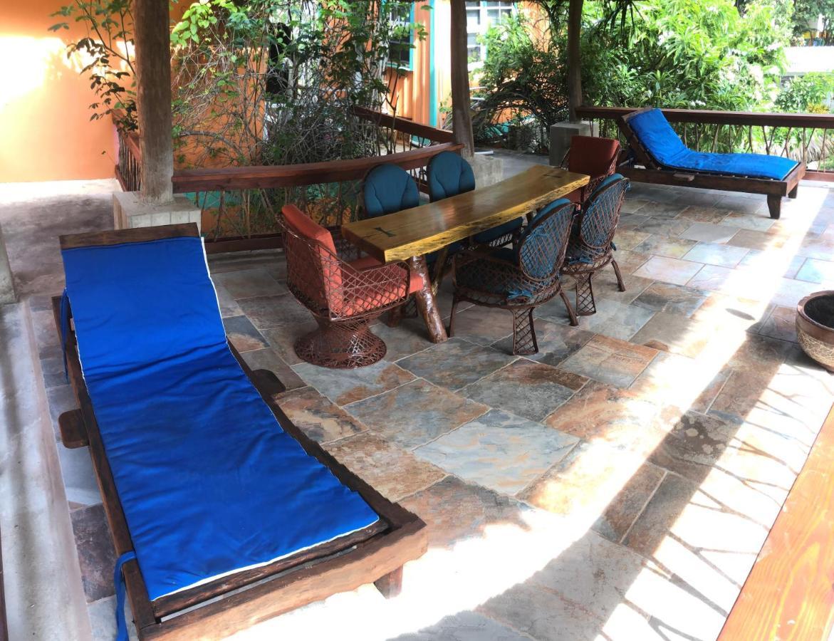 Coral Cove Inn Maya Beach Kültér fotó